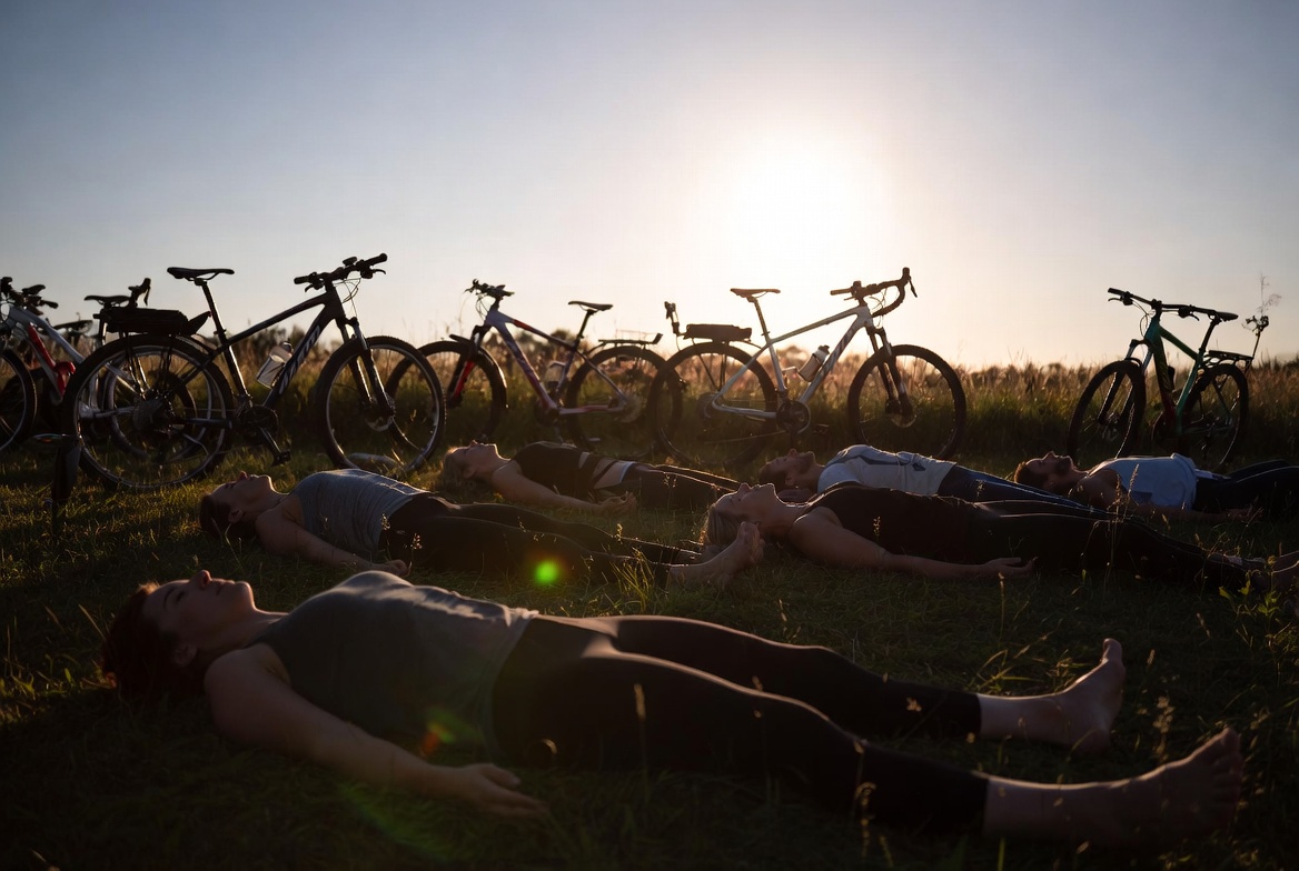Stabil rytme i dansk hverdagsmiljø Københavnsk morgenstemning som symbol på en stabil hverdag